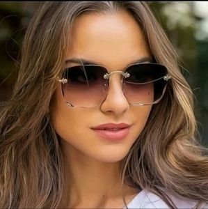 🕶️Retro Classic Gradient UV400 Sunglasses